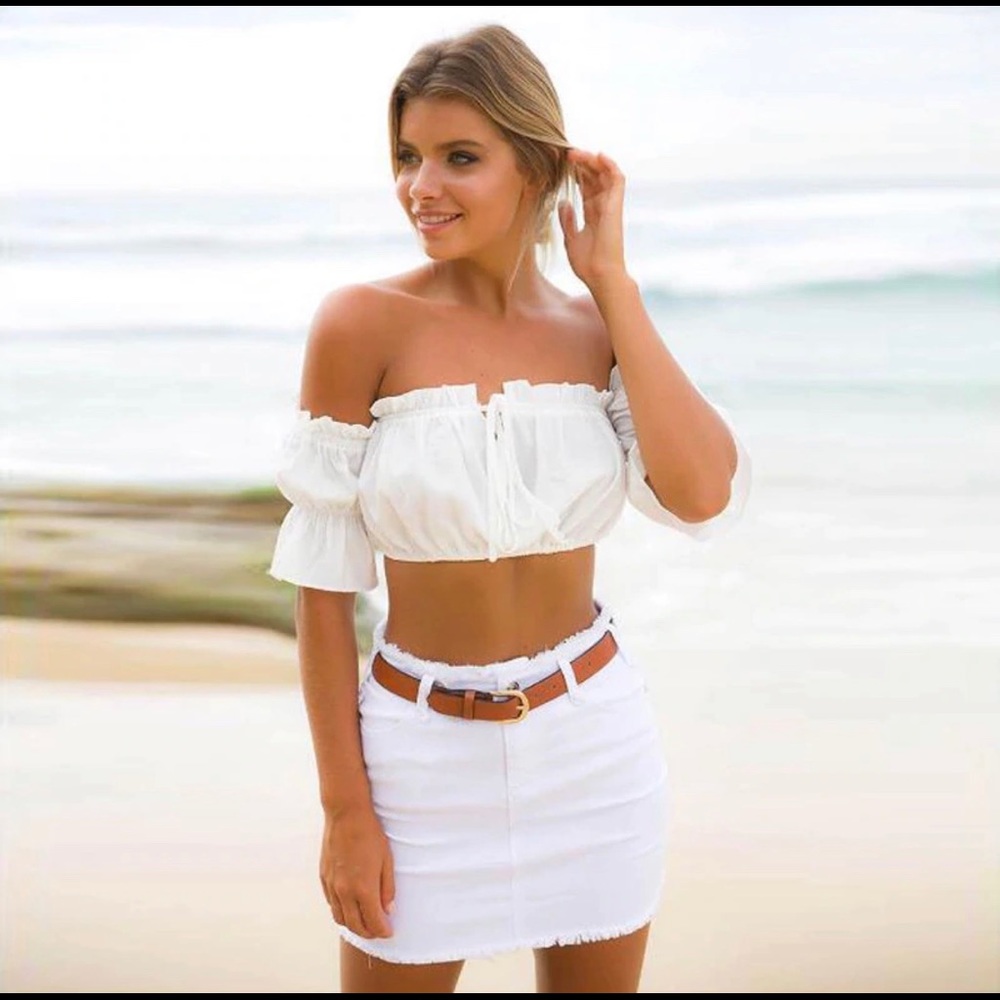 Lantern Sleeve Strapless Crop Top in White